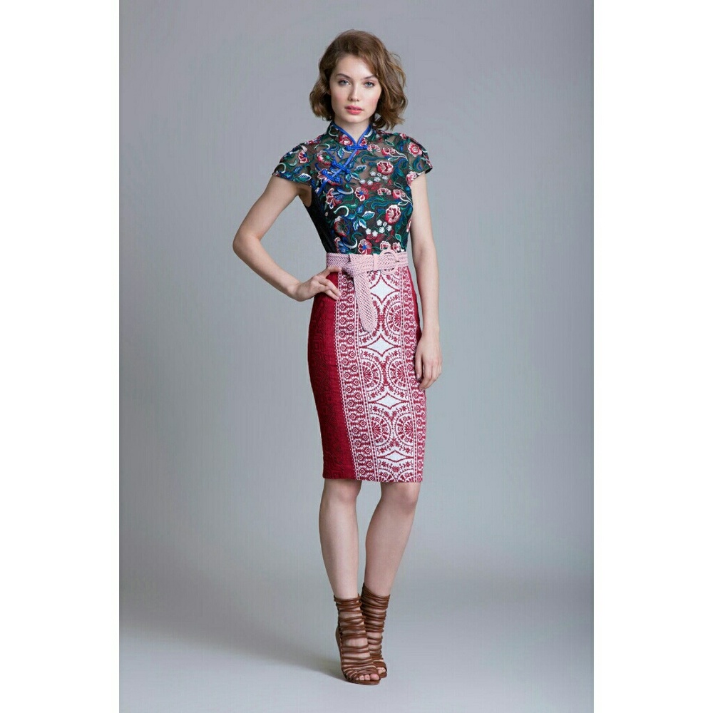 ISO Byron Lars Tea Rose Sheath