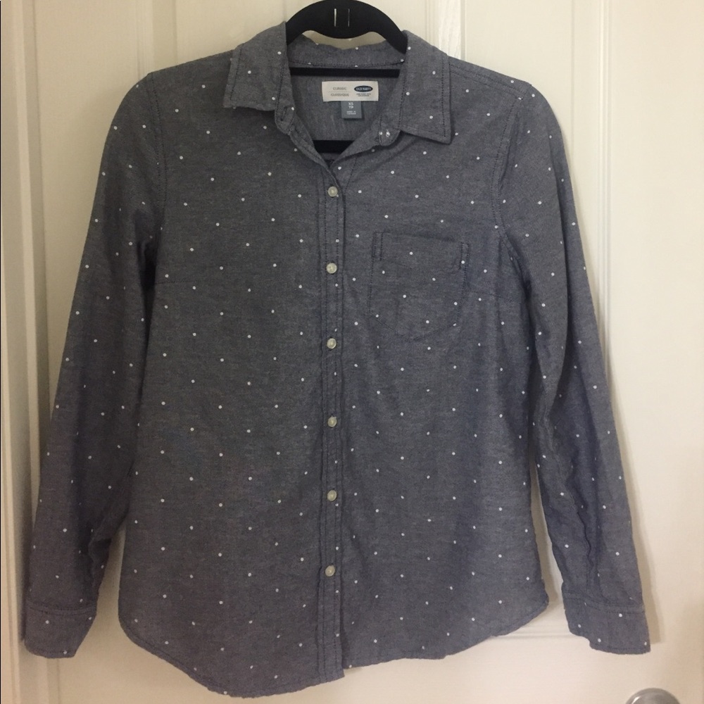Buttoned up chambray long sleeve polka dot top
