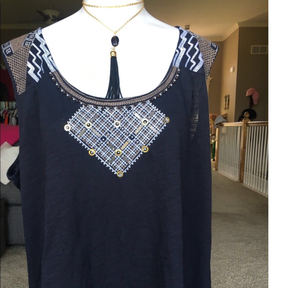 SOLD OUT Gloria Vanderbilt Navy Front Embellished - Picture 1 of 3