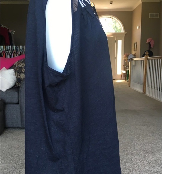 SOLD OUT Gloria Vanderbilt Navy Front Embellished - Picture 2 of 3