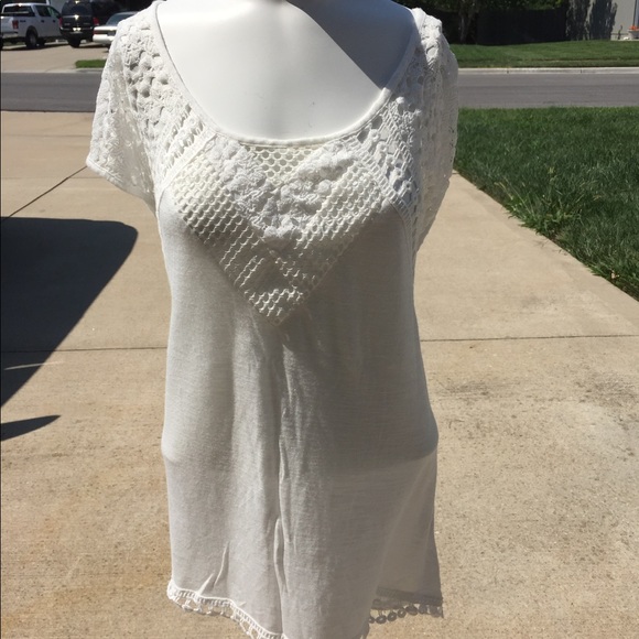 SALE🌺HP🎉Plus Size Sized "Taylor & Sage" Top 🌺 - Picture 2 of 6