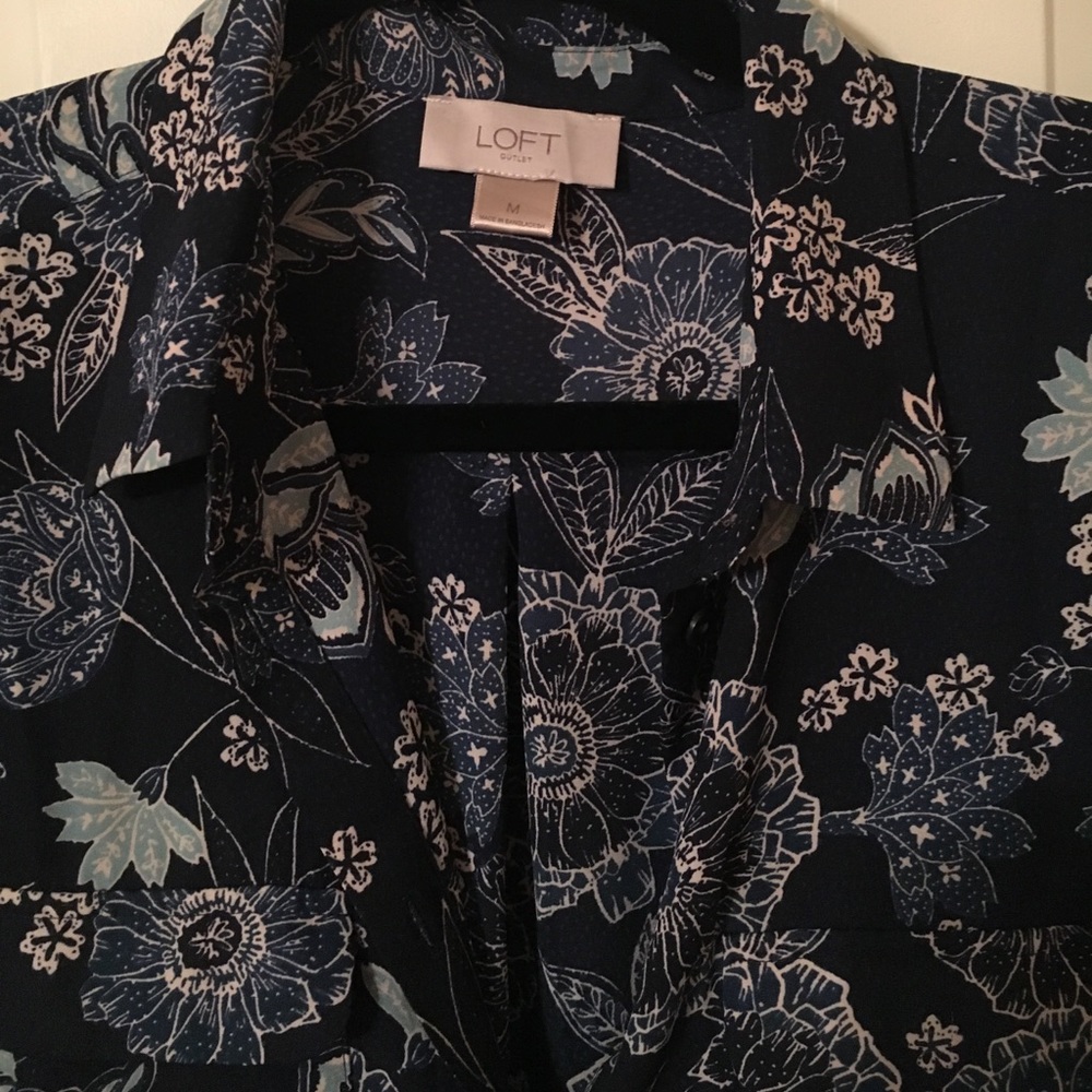 LOFT blouse - Picture 2 of 3
