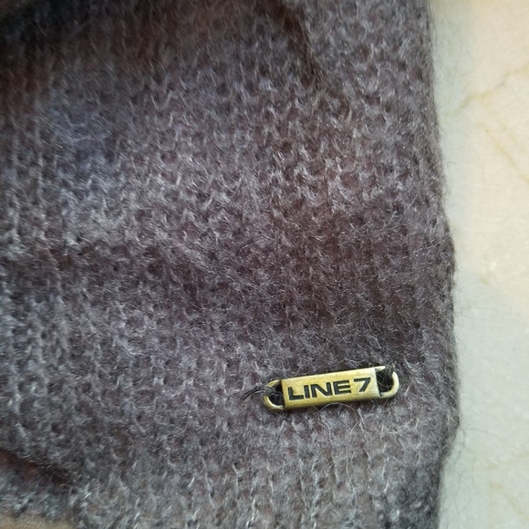 Line 7 New Zealand Wool Sweater - Picture 6 of 6
