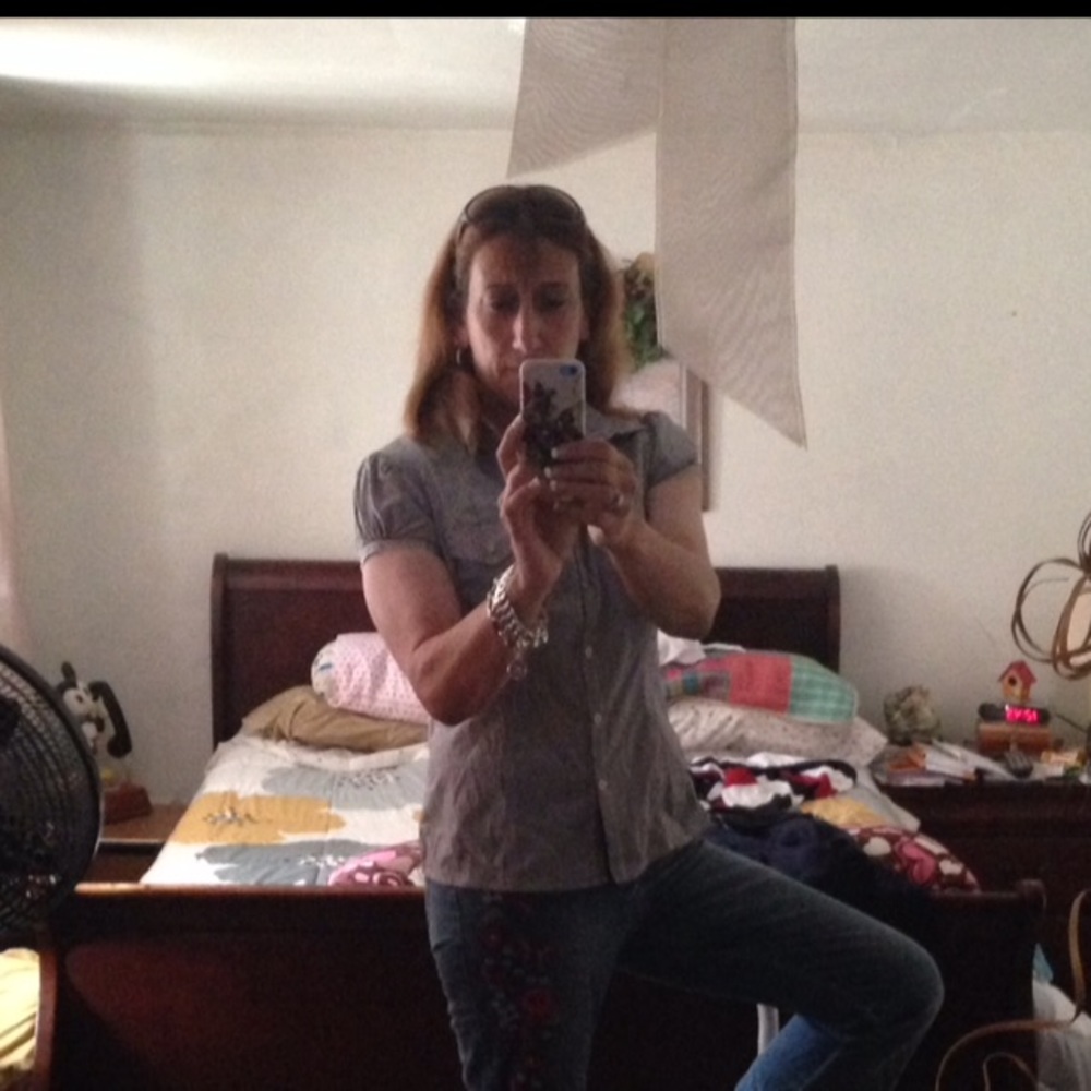 Meet your Posher, Carol