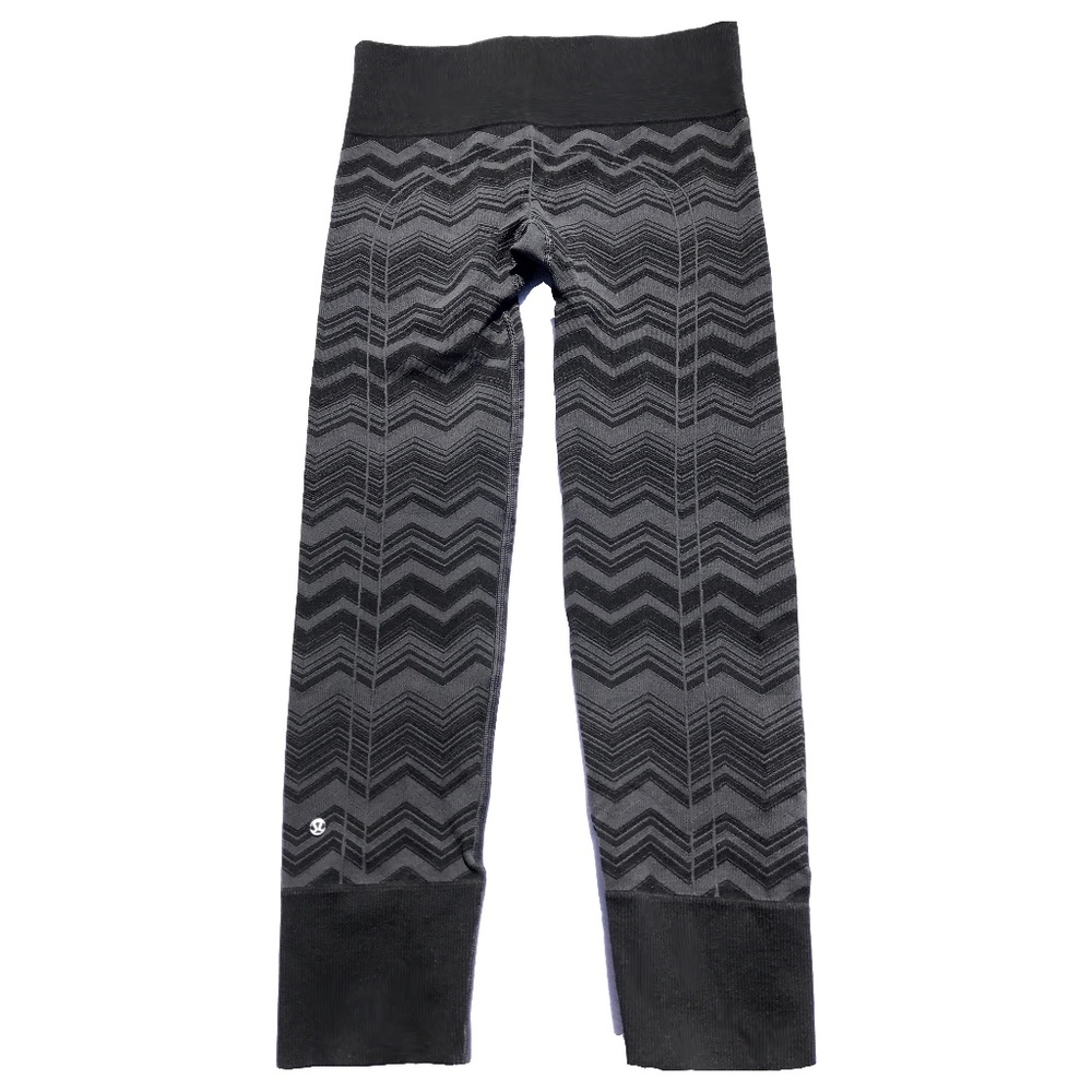 Lululemon Ebb to Street Gray Chevron Pants