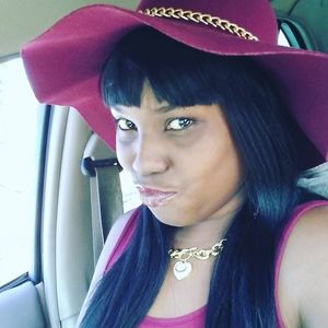 Meet your Posher, Kandi