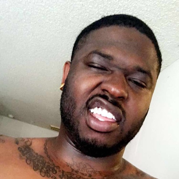 Meet your Posher, Joshua - Picture 1 of 1