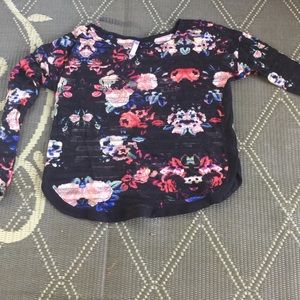 Xhilaration Long Sleeve Crop Top. Black & Floral