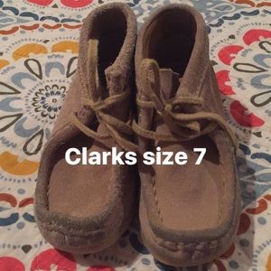 Clarks -- toddler size 7
