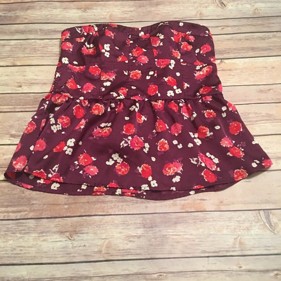 American Eagle Outfitters Tops - AEO maroon floral peplum sleeveless top
