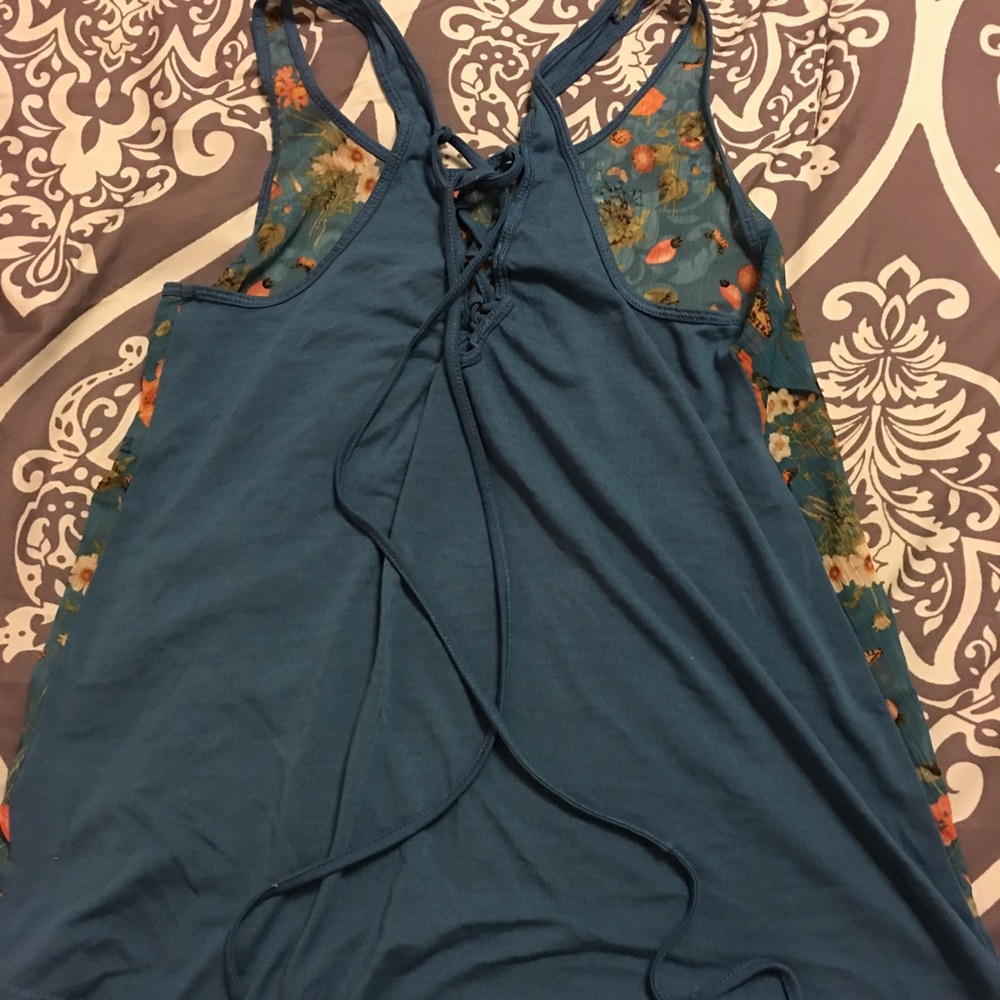 Floral Tank Top - Picture 2 of 5