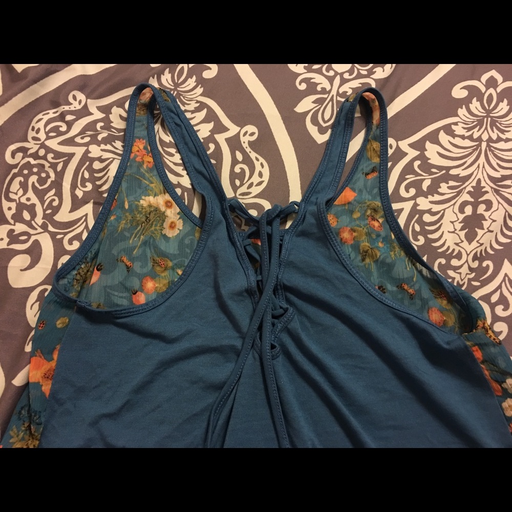 Floral Tank Top - Picture 3 of 5