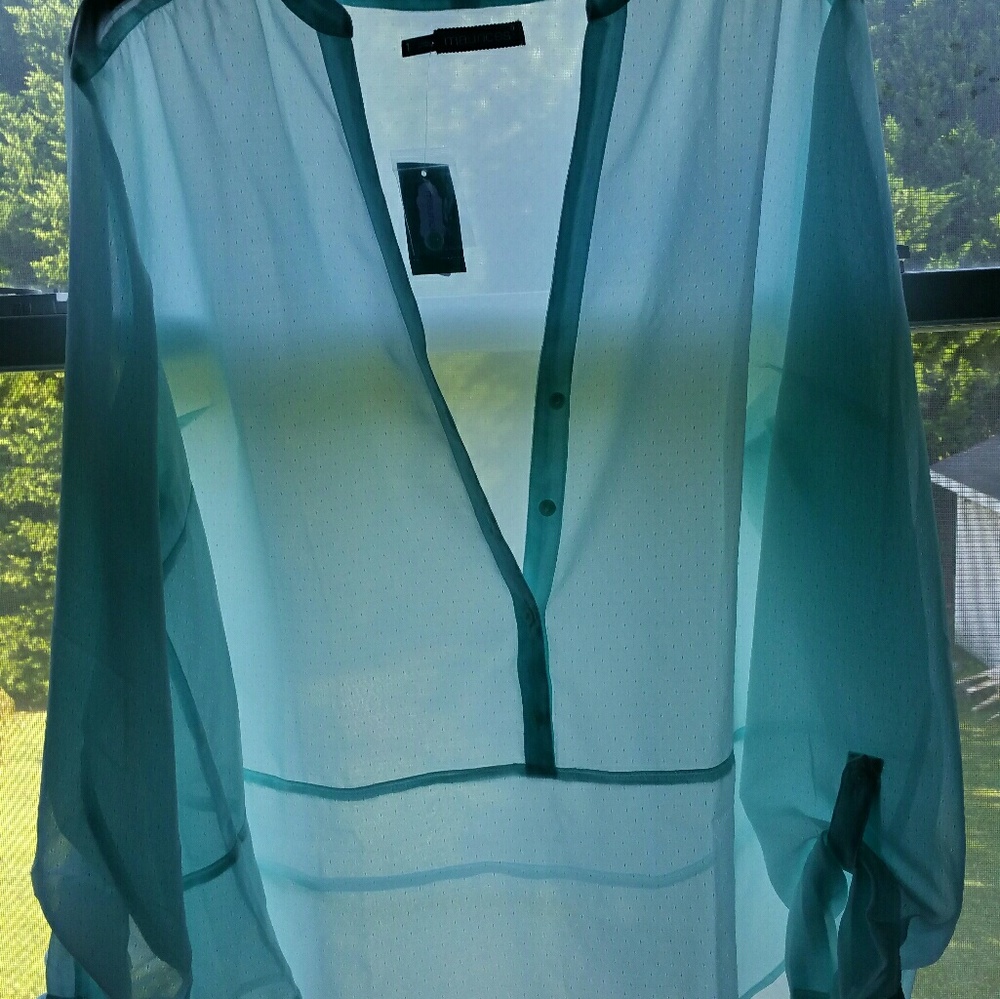 Shirts - Picture 3 of 4