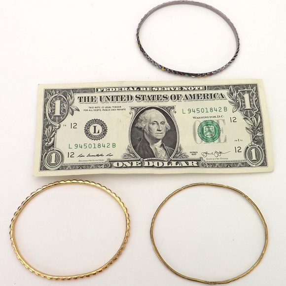 vintage lot 3 petite bangle bracelets stackable 8" - Picture 3 of 6