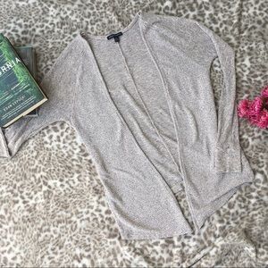🆕 American Eagle Cream Lightweight Cardigan