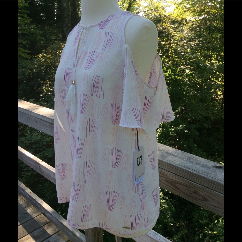 Ivanka Trump Cold Shoulder printed top Large NWT