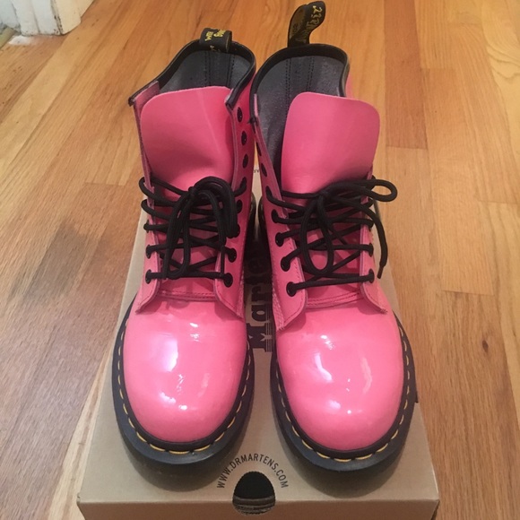 Dr. Martens Shoes - Dr. Marten 1460 W "Acid Pink"