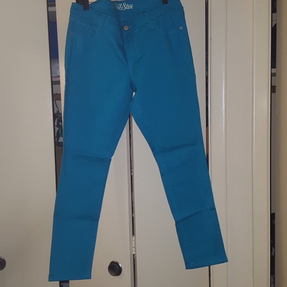 Old Navy Rockstar size Regular 14 blue Jeans