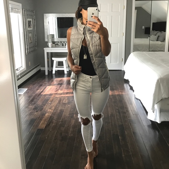 Jackets & Blazers - American Heritage light weight gray puffy vest XS