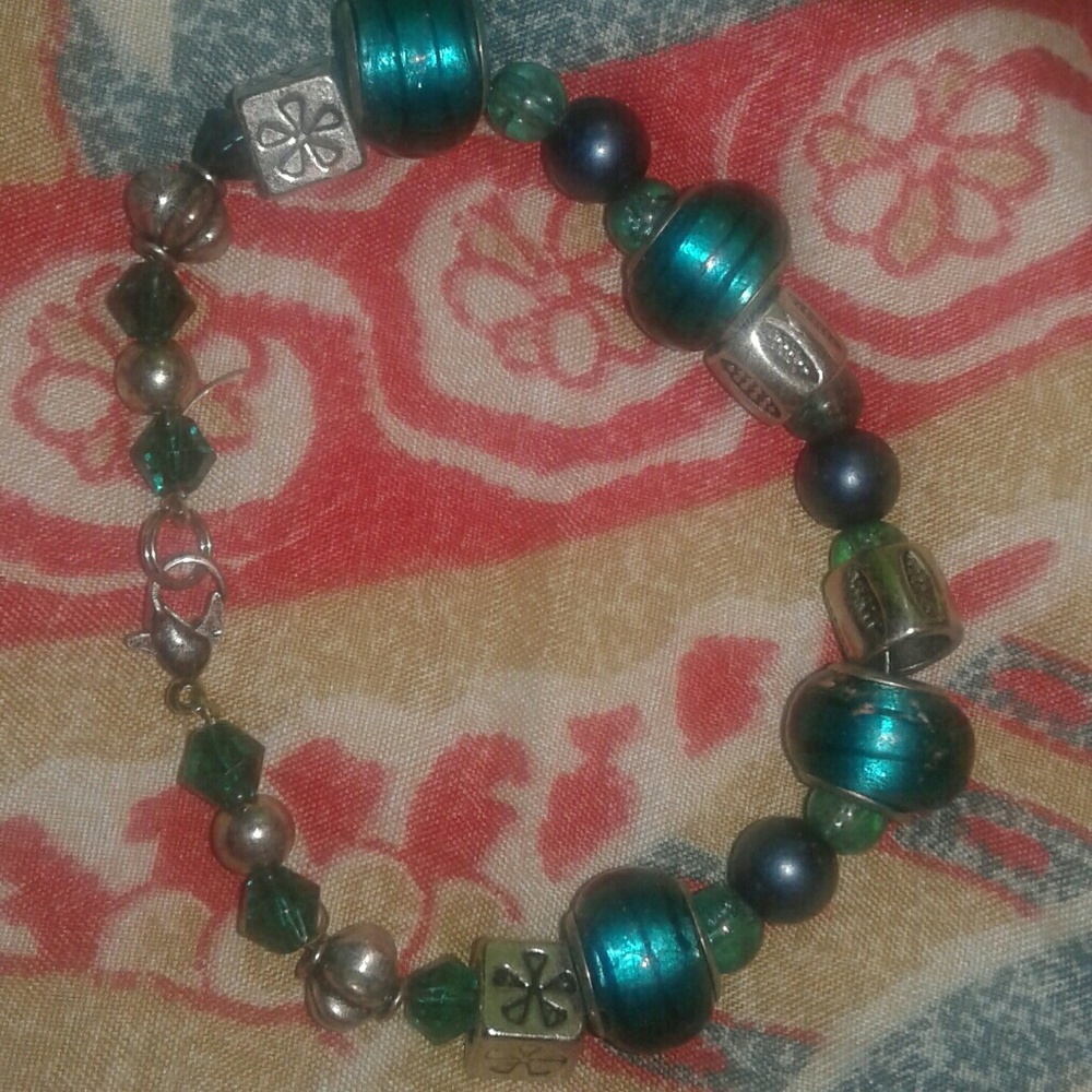 Free beaded handmade bracelet