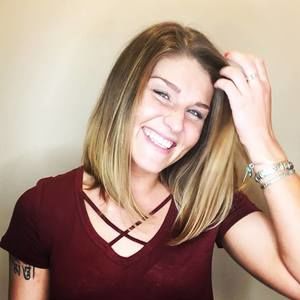 Meet your Posher, Alana