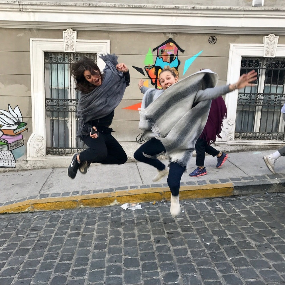 Meet your Posher, Charlotte