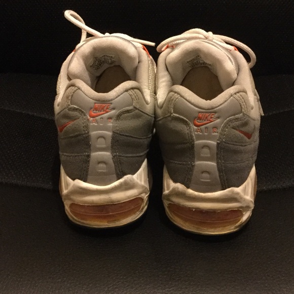 Air Max 95 Grey and Orange Size 7.5 Men's - Picture 3 of 4