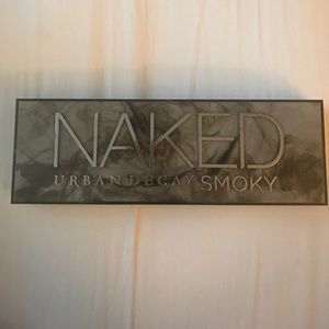 Naked Urban Decay Smoky Palette