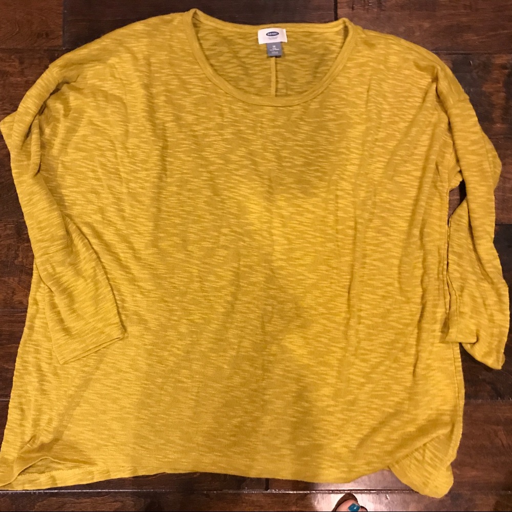 Old navy sweater