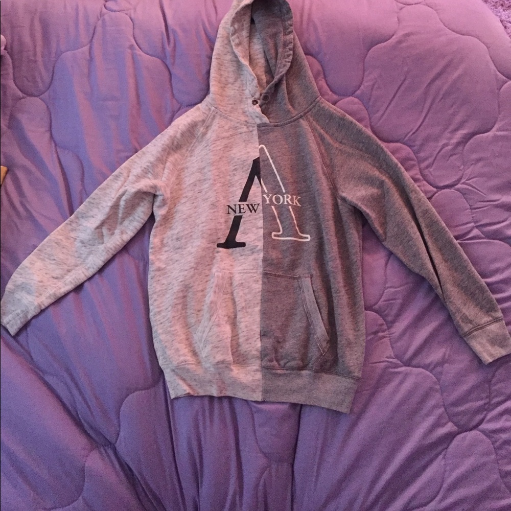 A&F logo hoodie