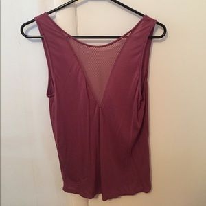 Alo Yoga tank