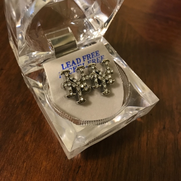Hip Hop Iced Out Bling New York Mets Stud Earring - Picture 2 of 3