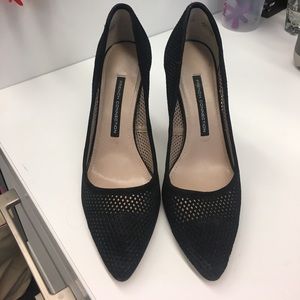 French connection black eyelet pumps