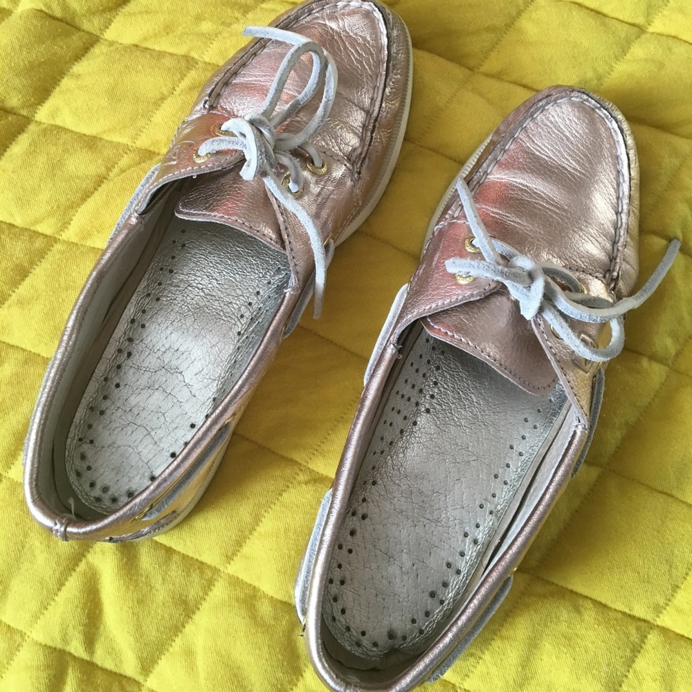 Sperry top-sider boat shoes
