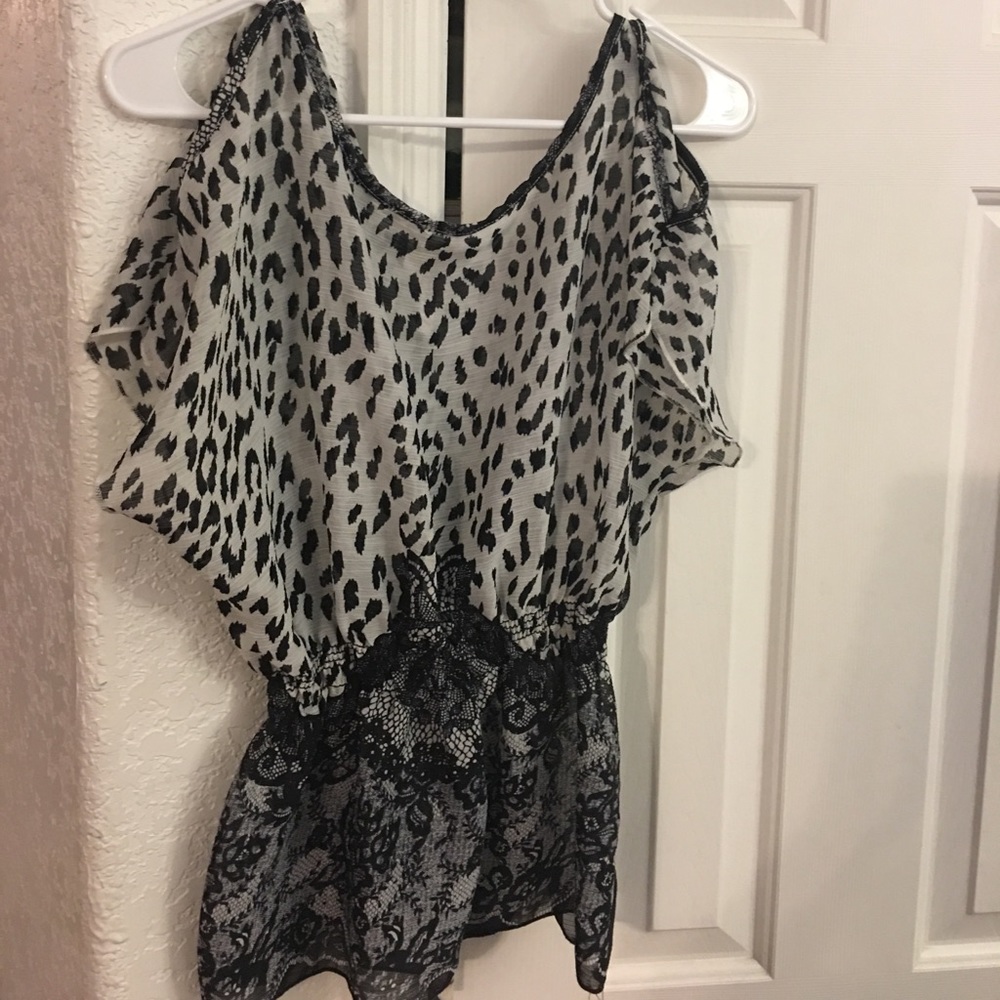 🇺🇸Tovia Top Blouse M Lacey print