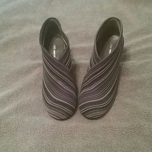 United nude grey/black booties