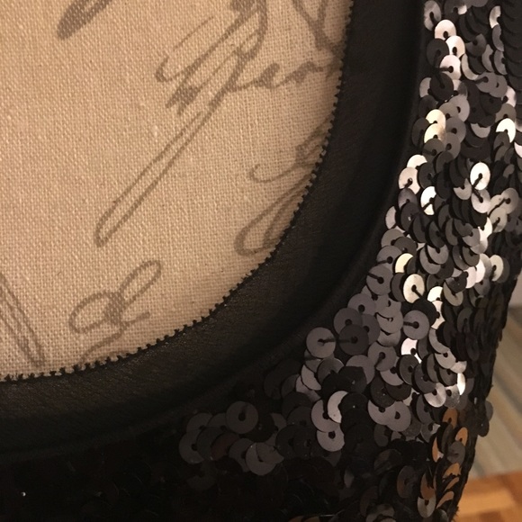 LOFT Black Sequin Tank Size S - Picture 2 of 8
