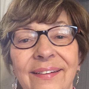 Meet your Posher, Agnes