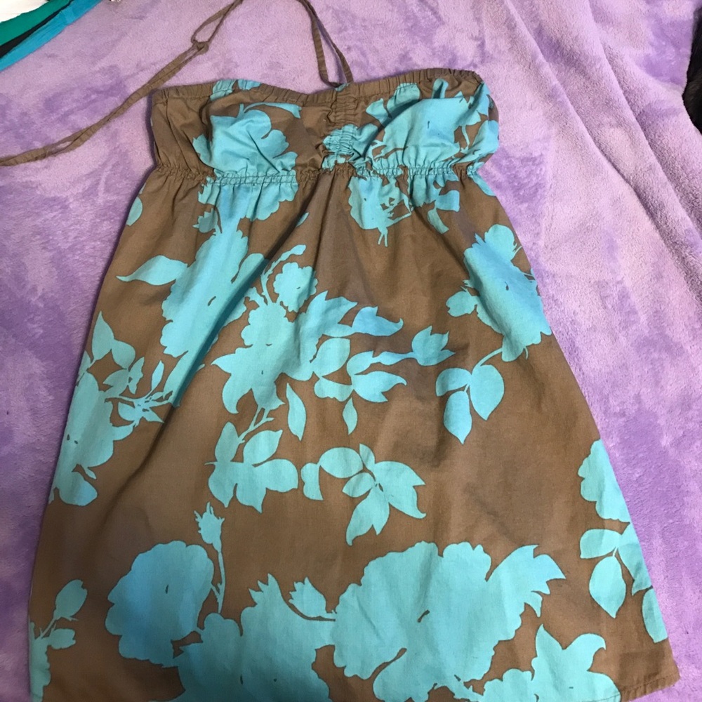 Tube top with halter