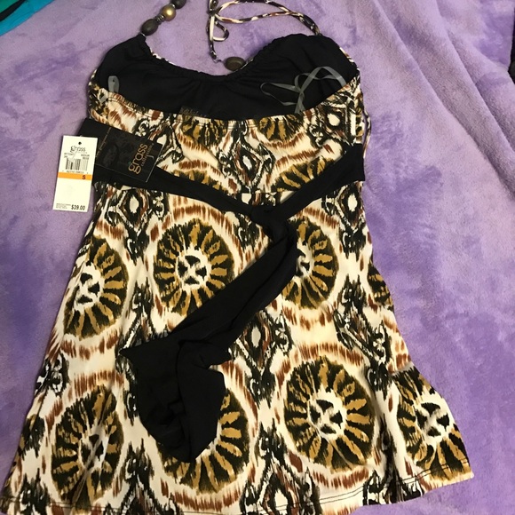 Halter top - Picture 2 of 2