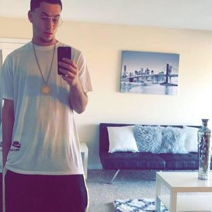 Meet your Posher, Brian