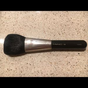 MAC brush
