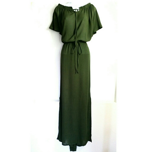 Level Eight Dresses & Skirts - Green off-shoulder peasant neckline maxi dress XL