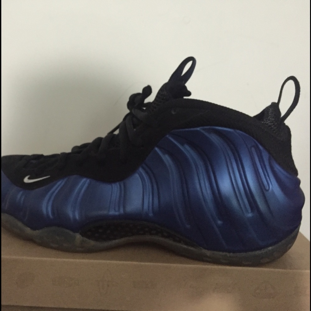 Nike air foamposite blue