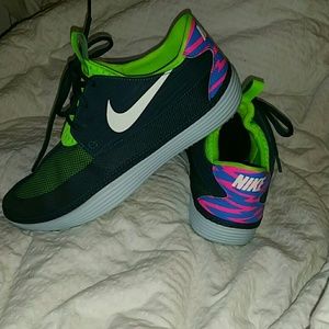 Nike Solarsoft Moccasin 555301-314 Green Size 11