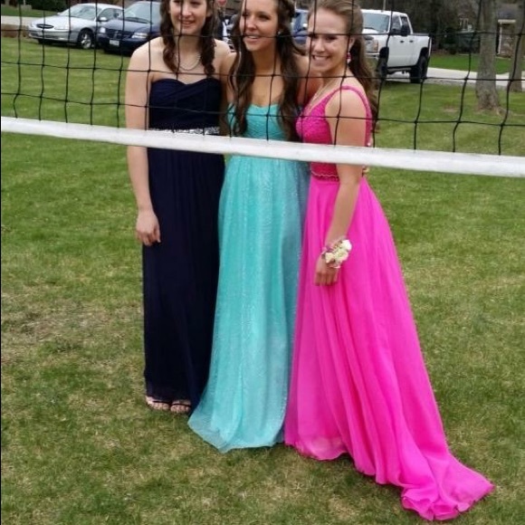 Sherri Hill Bright Pink Size 4 Prom Dress - Picture 4 of 7