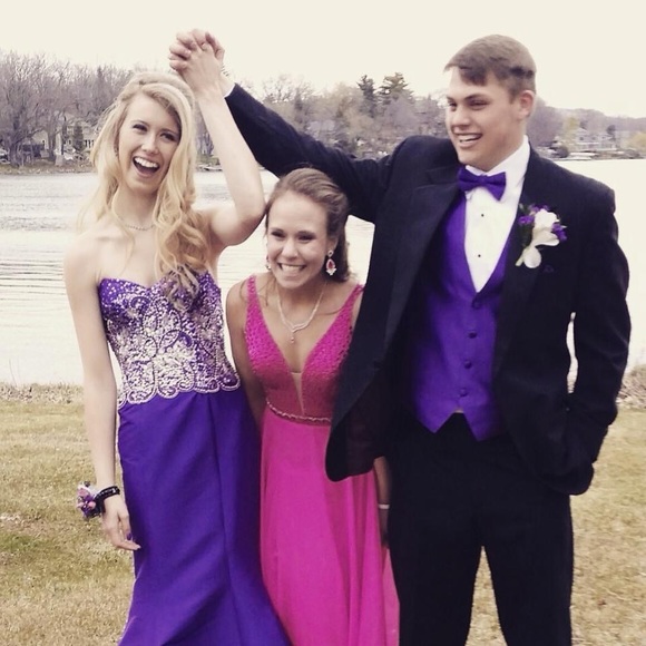 Sherri Hill Bright Pink Size 4 Prom Dress - Picture 3 of 7