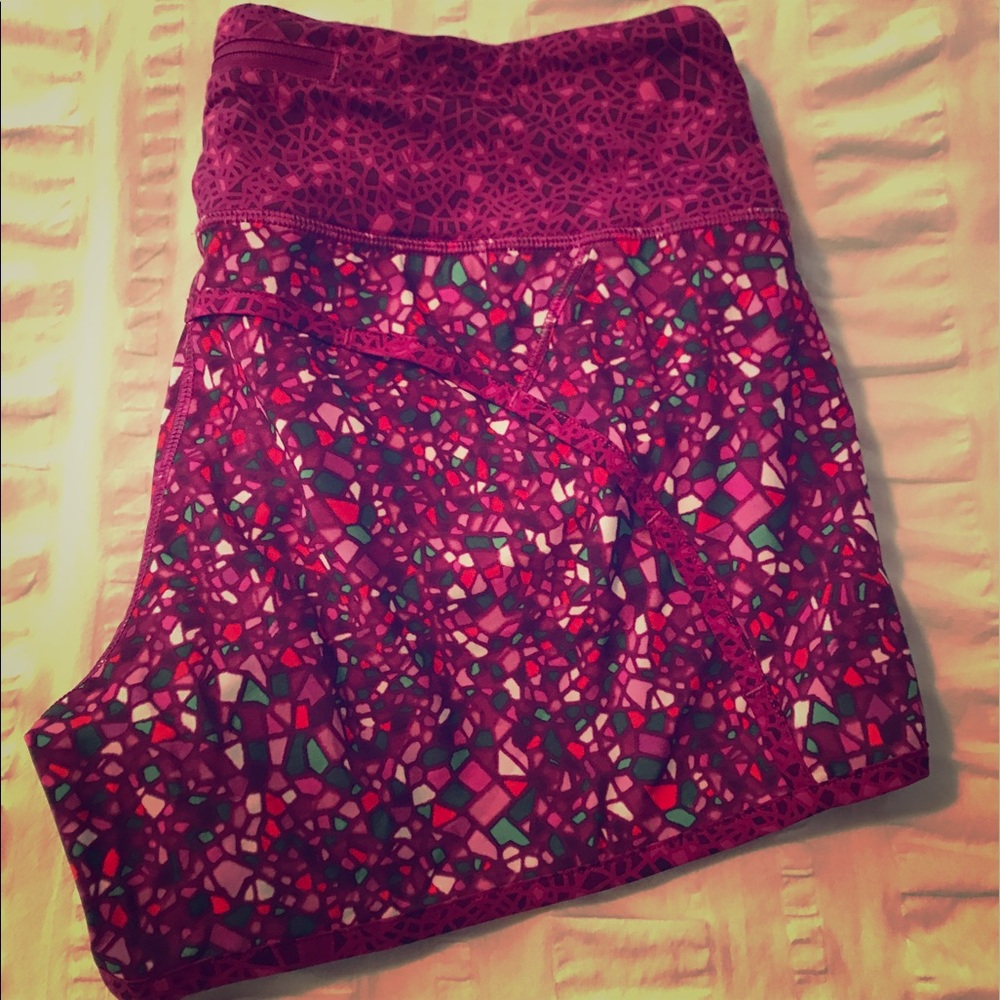 Lululemon run times short 8