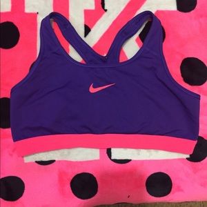 Nike large sports bra purple