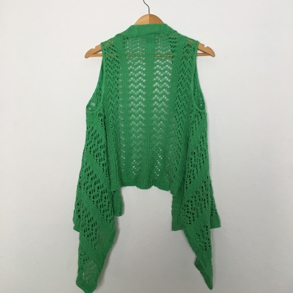 Coachella Sweater Vest in Mint - Picture 2 of 4